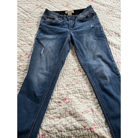 Democracy Women's Size 6 Blue Wash Distressed 'AB' Technology Skinny Jeans - Picture 8 of 10